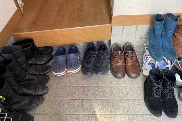 ベトナムの常識 日本の非常識 15 靴を散らかしたまま家に入らないで Kokoro Vj